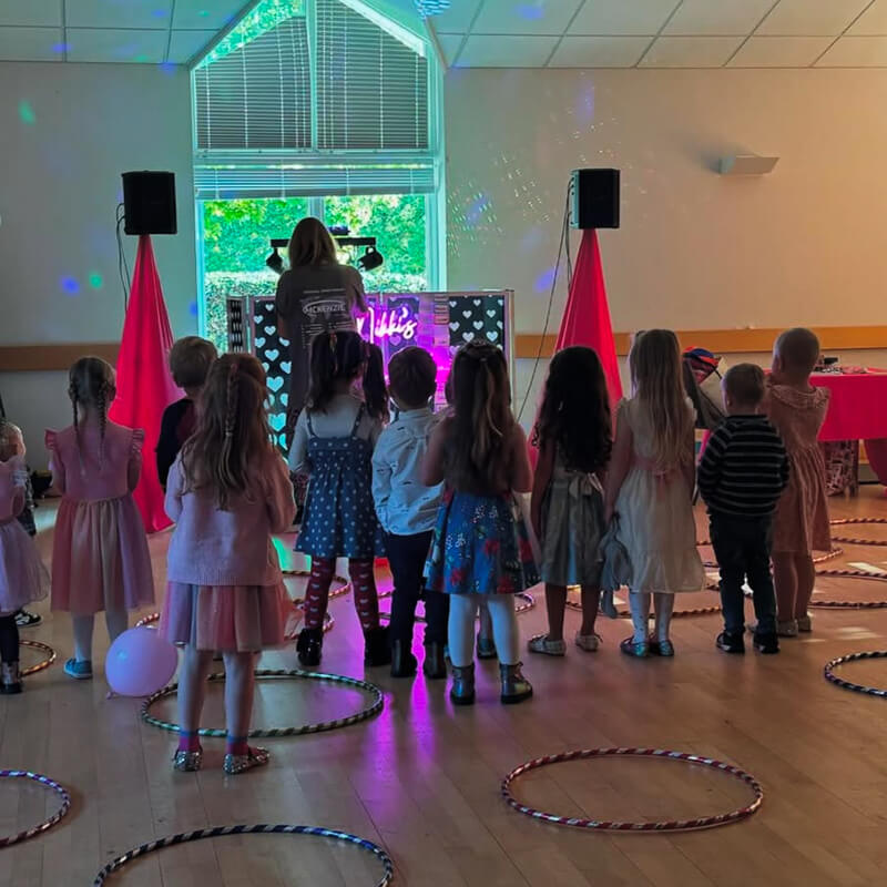 U7s Character Discos