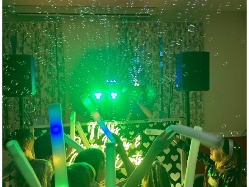 Themed & Classic Discos and Dance Parties